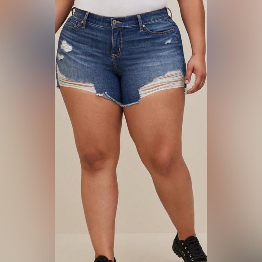 Plus Size Distressed Denim Shorts - Blue